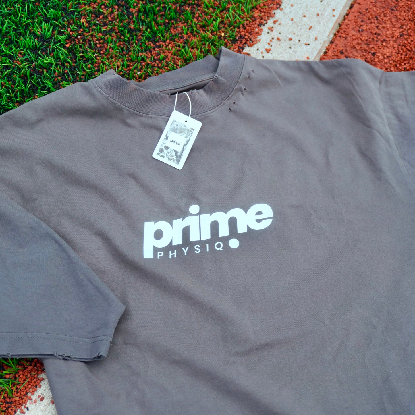 DISTRESSED TEE (OVRSZD)