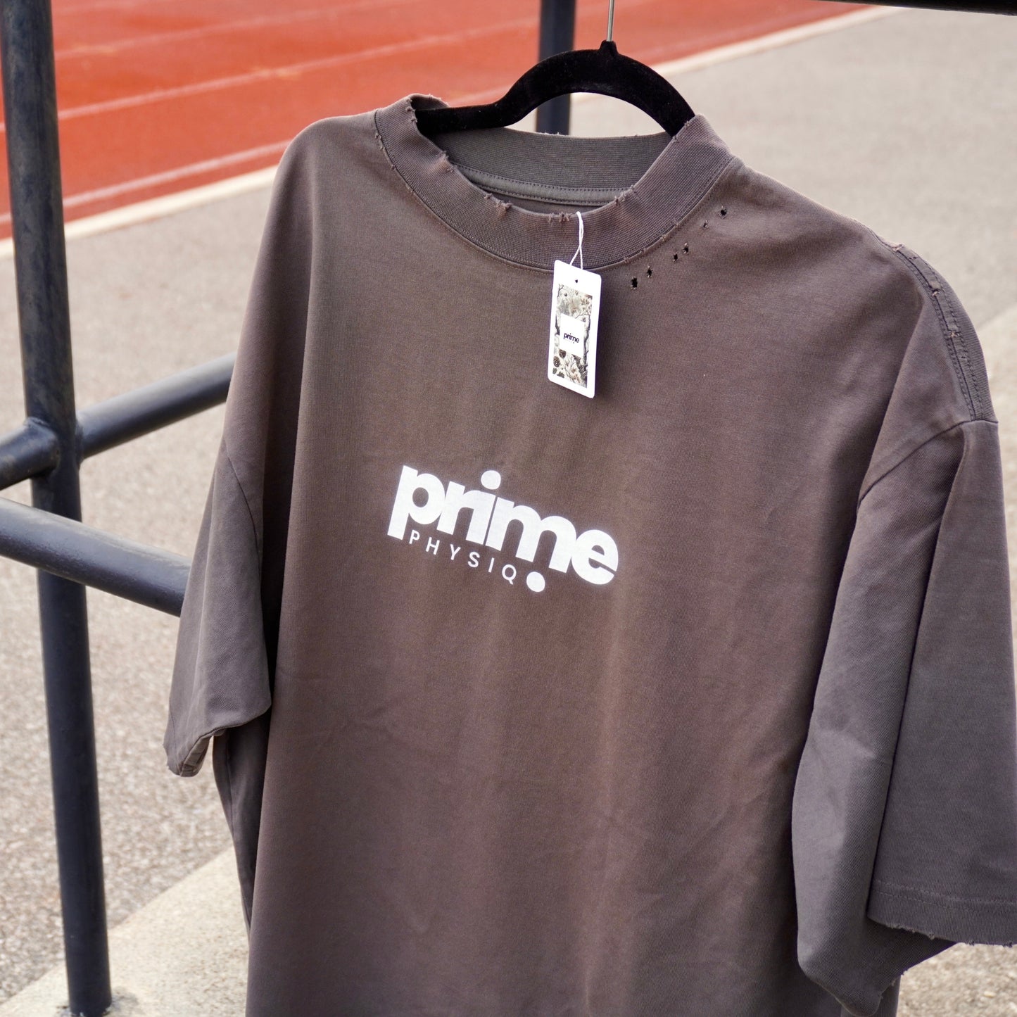 DISTRESSED TEE (OVRSZD)