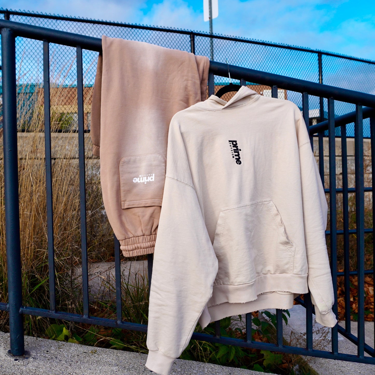 DISTRESSED HOODIE