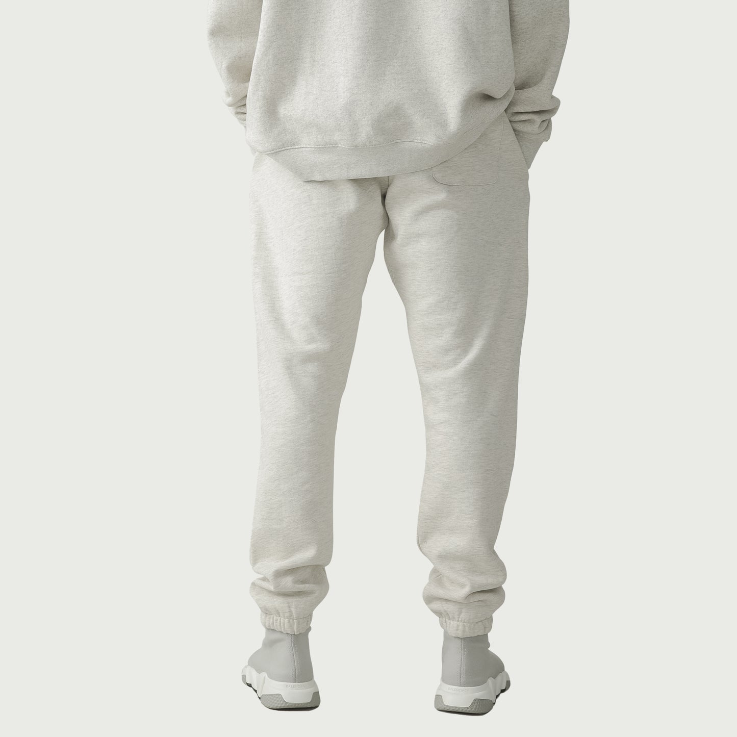 ESSENTIAL SWEAT
